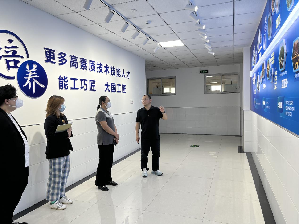 说明: 6a56e9ebabf1da56ef3b2a6b3b6e80c